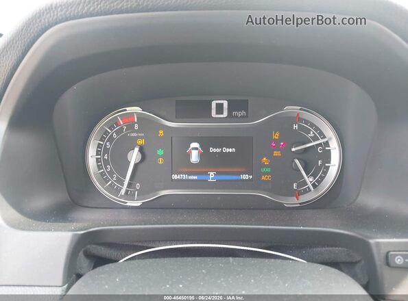 5FNYF6H01JB035769 2018 HONDA PILOT White Vista de los asientos traseros