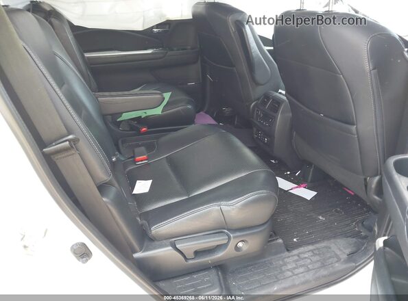 5FNYF6H02JB069493 2018 HONDA PILOT White Вид наклейки з VIN-кодом