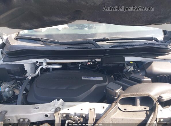 5FNYF6H05LB019884 2020 HONDA PILOT White Rear view