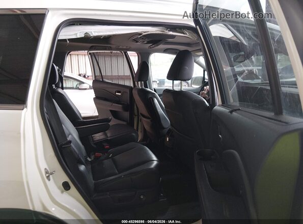 5FNYF6H06JB049554 2018 HONDA PILOT White VIN კოდის სტიკერის ხედი