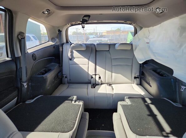 5FNYF6H06KB025451 2019 HONDA PILOT Silver უკანა სავარძლების ხედი