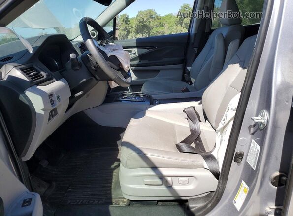 5FNYF6H07NB024314 2022 HONDA PILOT Silver Вид салону спереду