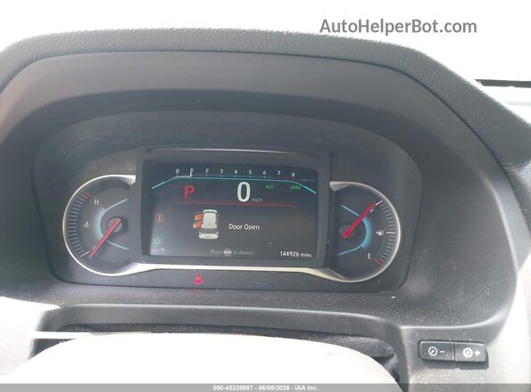 5FNYF6H08KB015763 2019 HONDA PILOT Gray Rear seats view