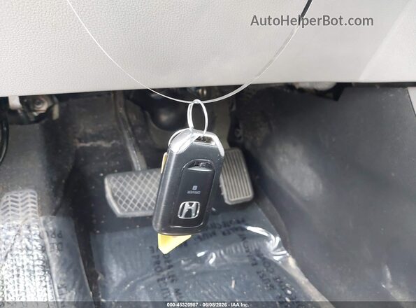 5FNYF6H08KB015763 2019 HONDA PILOT Gray Dashboard view