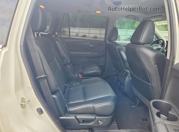 5FNYF6H09KB000107 2019 HONDA PILOT White უკანა სალონის ხედი
