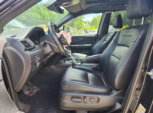5FNYF6H0XKB500633 2019 HONDA PILOT Black 