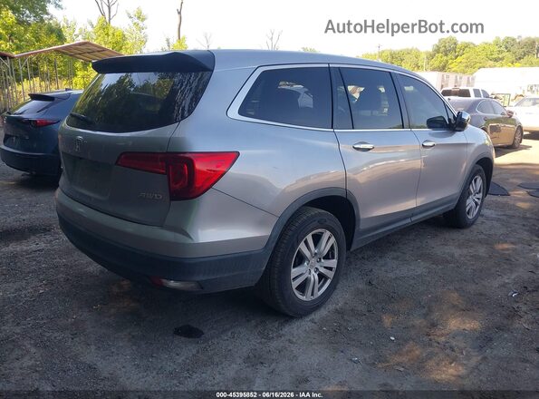 5FNYF6H19JB021515 2018 HONDA PILOT Light Blue Задня права чверть