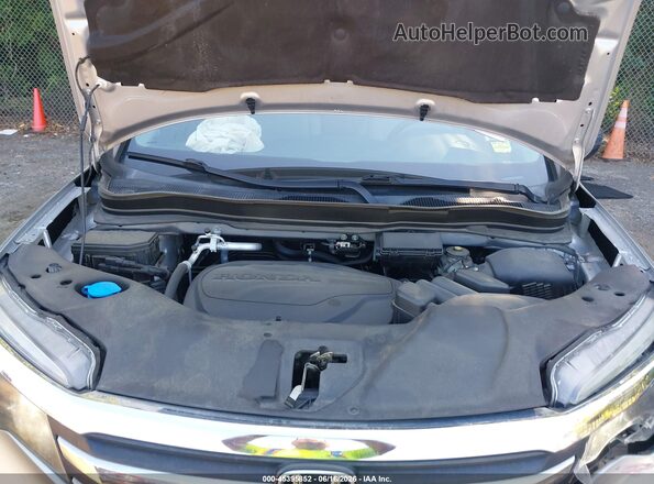 5FNYF6H19JB021515 2018 HONDA PILOT Light Blue Вид ззаду