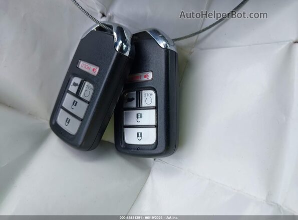 5FNYF6H33KB062757 2019 HONDA PILOT Белый Вид панели приборов