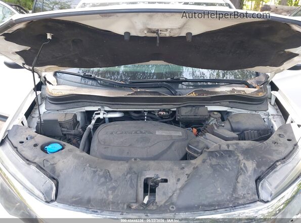 5FNYF6H3XKB079622 2019 HONDA PILOT White Rear view
