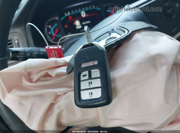 5FNYF6H3XKB079622 2019 HONDA PILOT White Dashboard view
