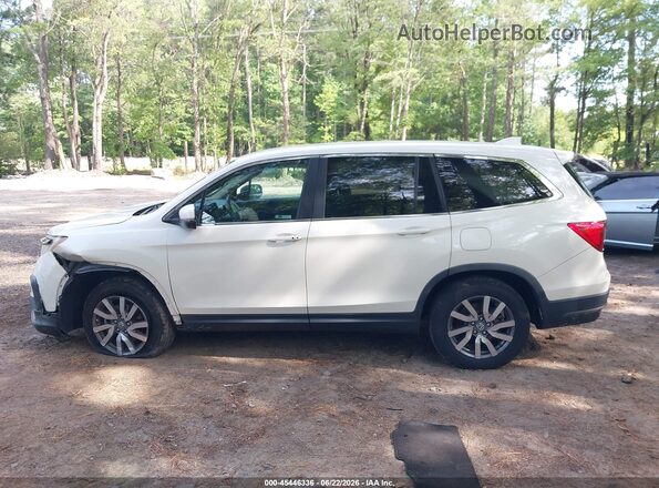 5FNYF6H3XKB079622 2019 HONDA PILOT White 360 interior view