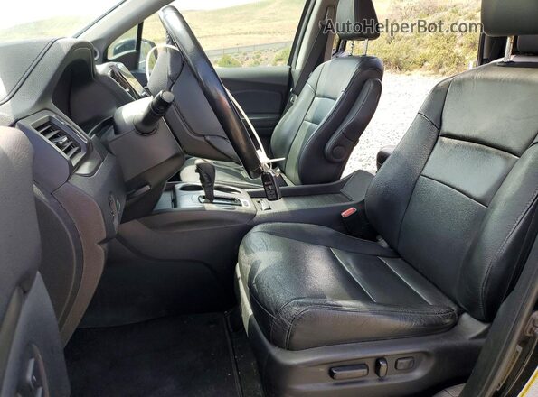 5FNYF6H48KB007567 2019 HONDA PILOT Black Front interior view