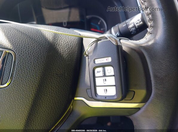 5FNYF6H50KB036795 2019 HONDA PILOT Green Dashboard view