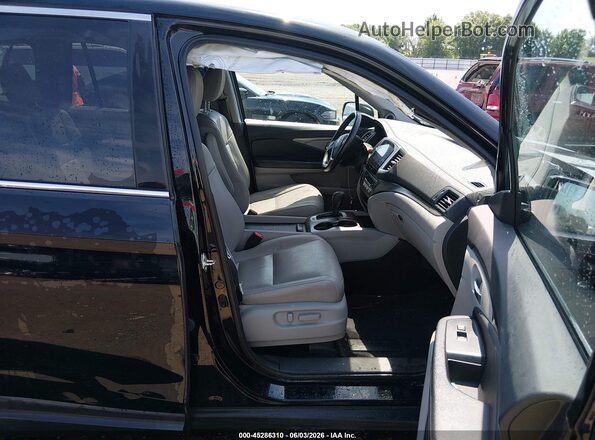 5FNYF6H52HB009381 2017 HONDA PILOT Black Vista interior delantera