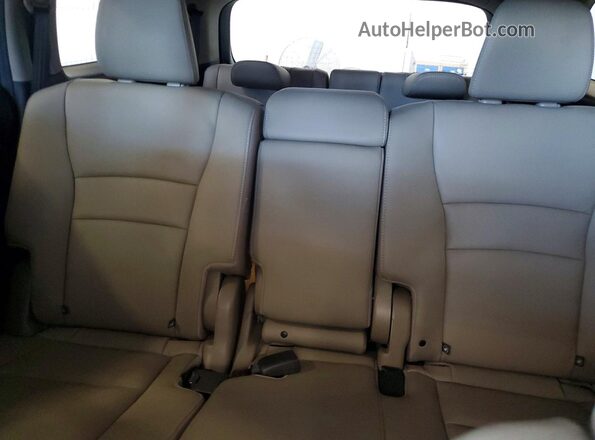5FNYF6H54JB035258 2018 HONDA PILOT Maroon Вид задніх сидінь