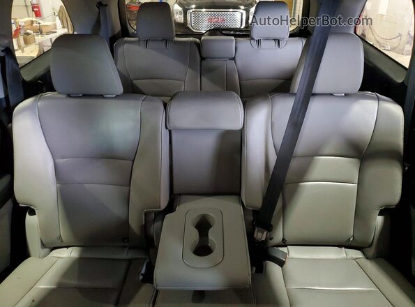 5FNYF6H56HB019072 2017 HONDA PILOT Black 