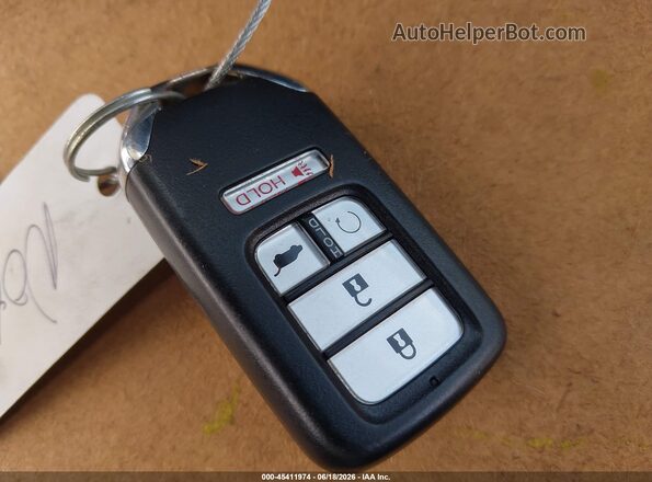 5FNYF6H56HB034476 2017 HONDA PILOT Silver Vista del salpicadero