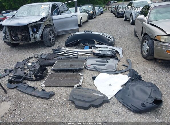 5FNYF6H56HB034476 2017 HONDA PILOT Silver Vista del cuadro de instrumentos