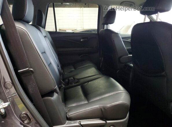 5FNYF6H56LB049147 2020 HONDA PILOT Gray Rear interior view