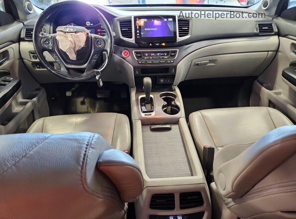 5FNYF6H57HB032204 2017 HONDA PILOT Black Dashboard view