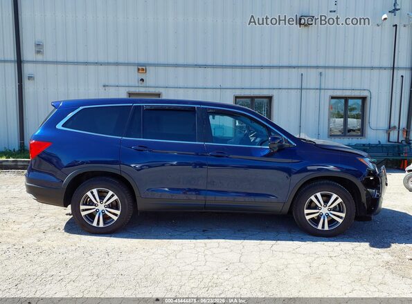 5FNYF6H61JB043360 2018 HONDA PILOT Blue Widok wnętrza z tyłu