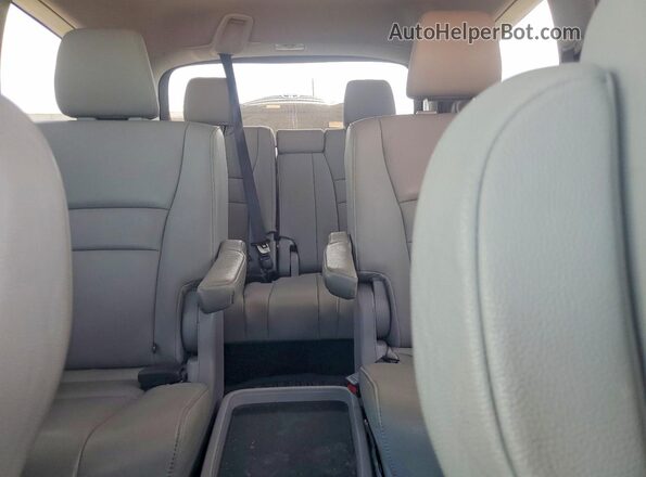 5FNYF6H69KB076494 2019 HONDA PILOT Gray Widok tylnych siedzeń