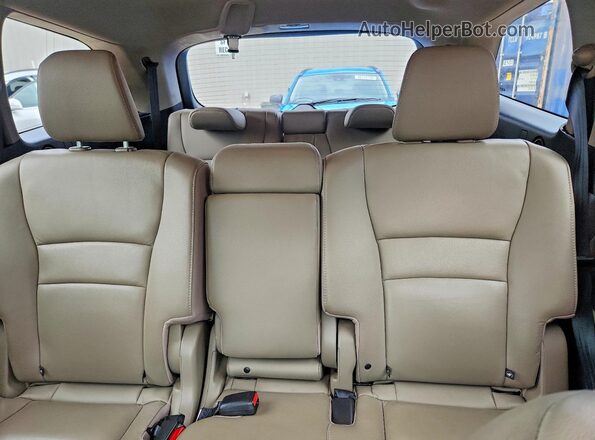5FNYF6H80JB022534 2018 HONDA PILOT Бордовый Вид задних сидений