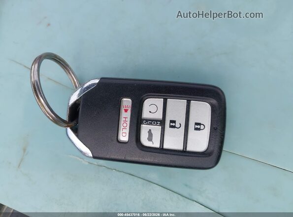 5FNYF6H82HB049664 2017 HONDA PILOT Blue Widok deski rozdzielczej