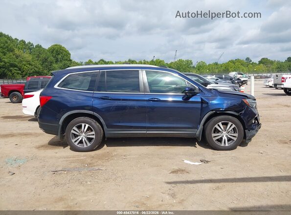5FNYF6H82HB049664 2017 HONDA PILOT Blue Widok wnętrza z tyłu