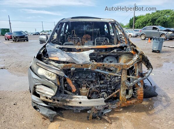 5FNYF6H88HB071202 2017 HONDA PILOT Серебряный Вид спереди