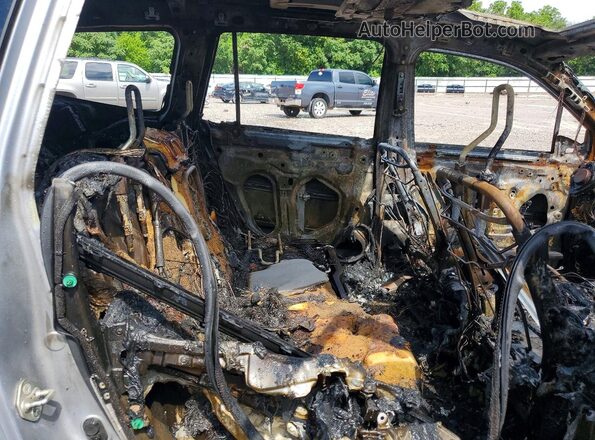 5FNYF6H88HB071202 2017 HONDA PILOT Серебряный Вид задней части салона