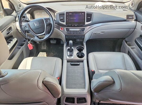 5FNYF6H88JB051621 2018 HONDA PILOT Gray Vista del salpicadero