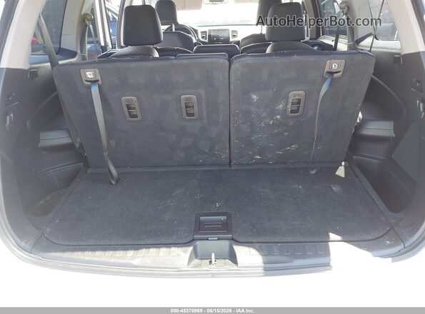 5FNYF6H90JB038578 2018 HONDA PILOT White 