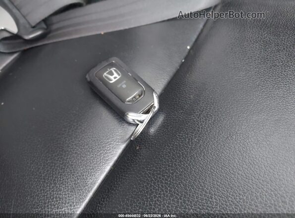 5FNYF6H91HB033111 2017 HONDA PILOT Gray Вид панелі приладів
