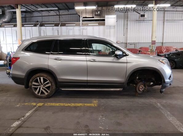 5FNYF6H93HB015726 2017 HONDA PILOT Серебряный Панорамный вид салона 360°