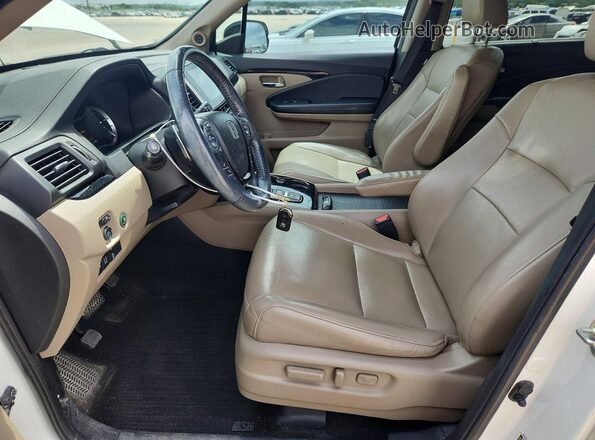 5FNYF6H93HB072671 2017 HONDA PILOT White წინა სალონის ხედი