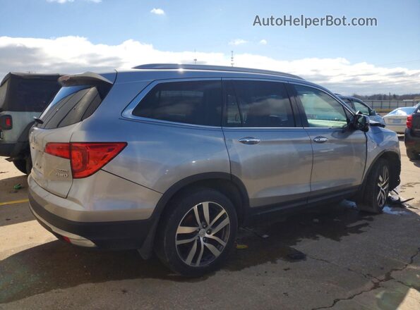 5FNYF6H95HB076706 2017 HONDA PILOT Silver Rear right