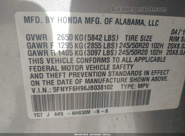 5FNYF6H96JB038102 2018 HONDA PILOT Gray Vista del compartimento del motor