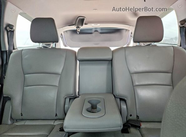 5FNYF6H97KB020791 2019 HONDA PILOT Blue Vista de los asientos traseros