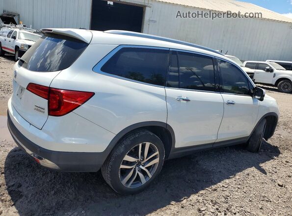 5FNYF6H98HB010733 2017 HONDA PILOT White Задня права чверть