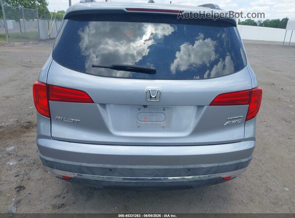 5FNYF6H98JB005649 2018 HONDA PILOT Серебряный 