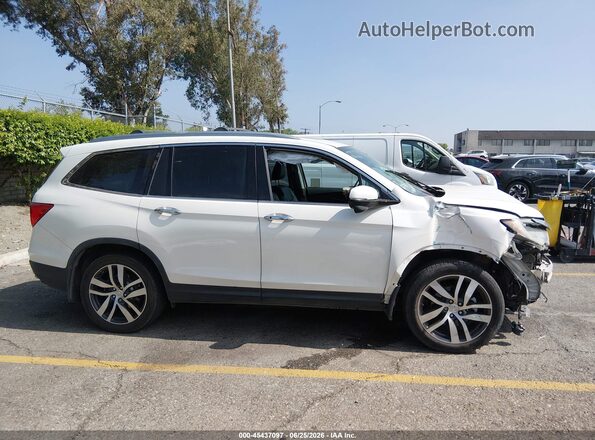 5FNYF6H99JB012027 2018 HONDA PILOT White Սալոնի 360 աստիճան տեսք