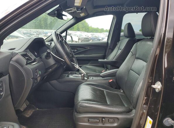 5FNYF8H02KB014104 2019 HONDA PASSPORT Brown Front interior view