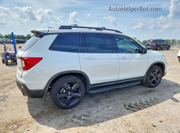 5FNYF8H08MB014725 2021 HONDA PASSPORT White Trasero derecho