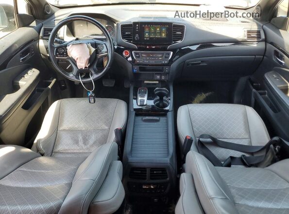 5FNYF8H09KB006436 2019 HONDA PASSPORT Black Dashboard view