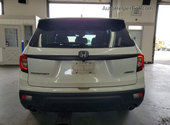 5FNYF8H52KB022697 2019 HONDA PASSPORT White უკანა ხედი