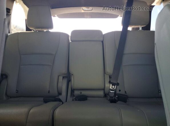 5FNYF8H52PB036798 2023 HONDA PASSPORT White Вид задніх сидінь