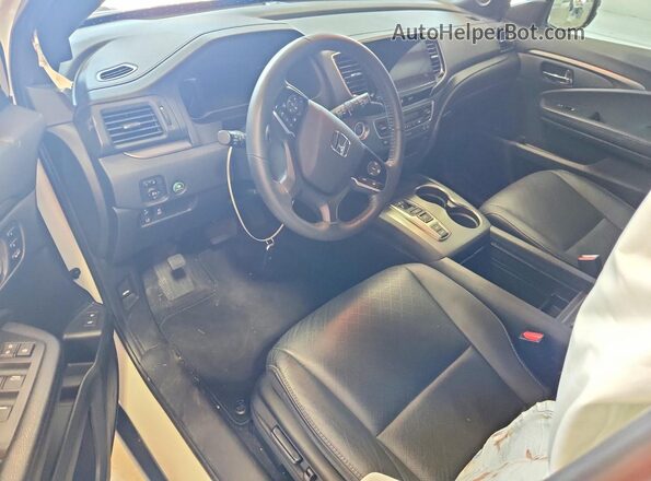 5FNYF8H55MB042414 2021 HONDA PASSPORT White Առջևի վահանակի տեսք