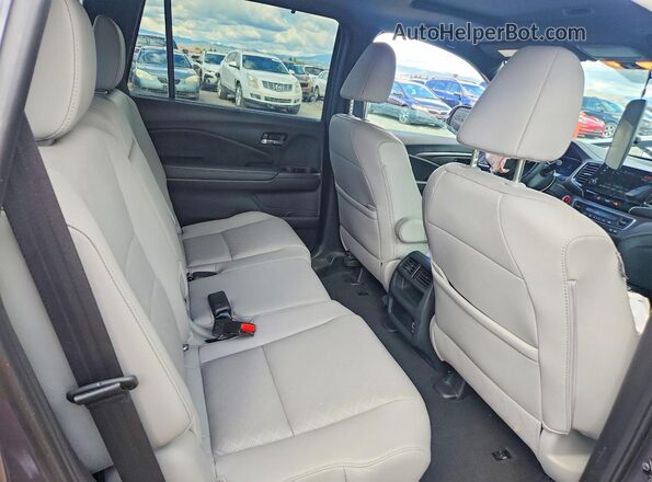 5FNYF8H56LB011641 2020 HONDA PASSPORT Gray Вид задніх сидінь